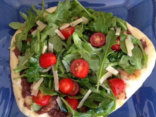 Naan pizza2