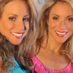 Nutrition_Twins_headshot_Blue_pink