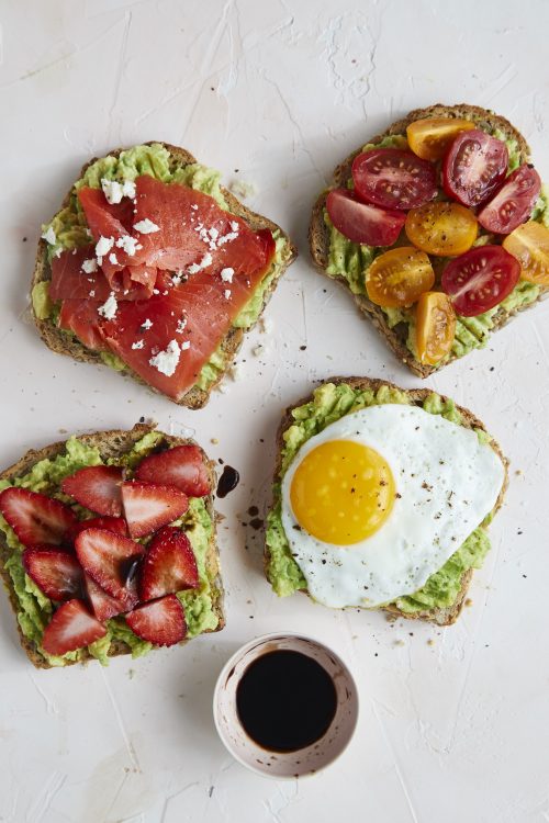 Avocado_Toast_with_Balsamic_Glaze_02